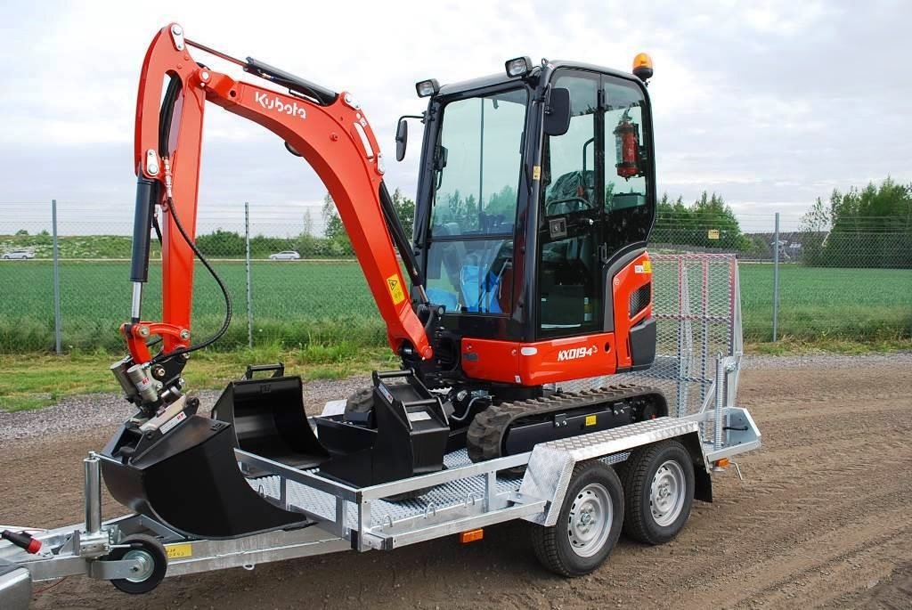 Доставка, гарантия и сервис мини экскаватора Kubota KX019-4 в любом регионе