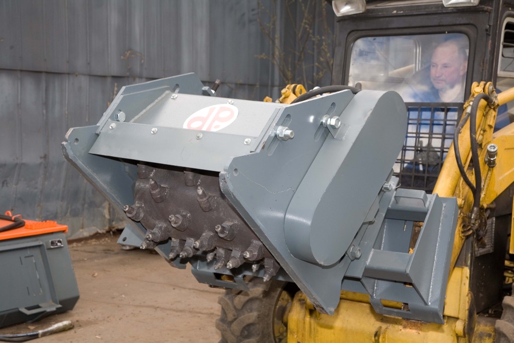 фреза на мини погрузчик