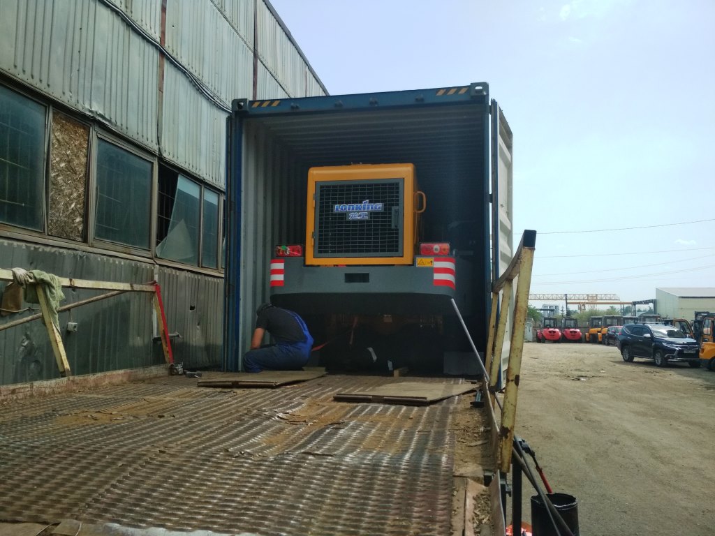погрузка разгрузка погрузчика Lonking LG833B