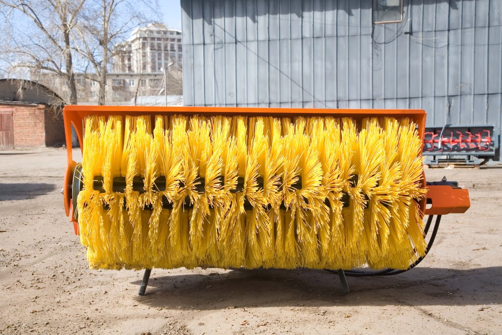 щётка дорожная для минипогрузчиков